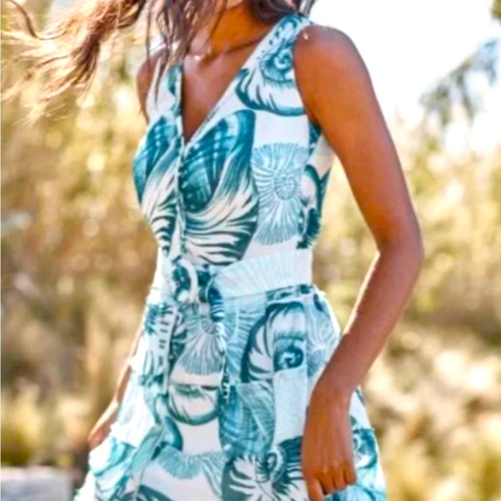 NWOT. WHBM SUMMER DRESS